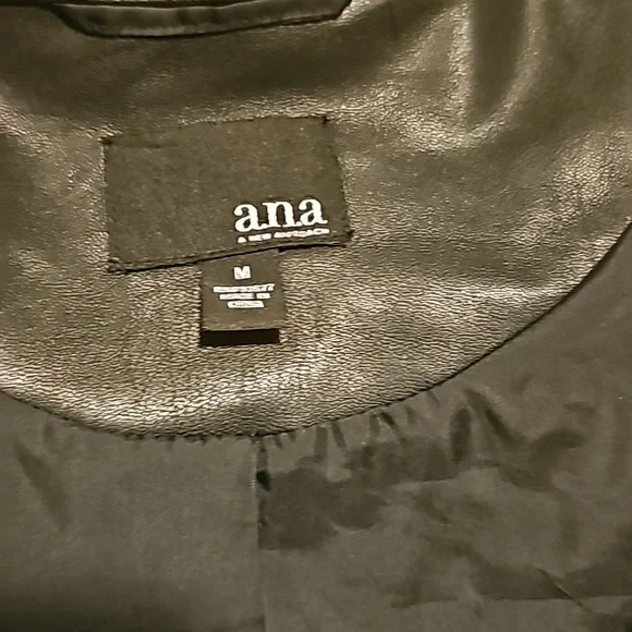 Black leather jacket - Picture 7 of 13